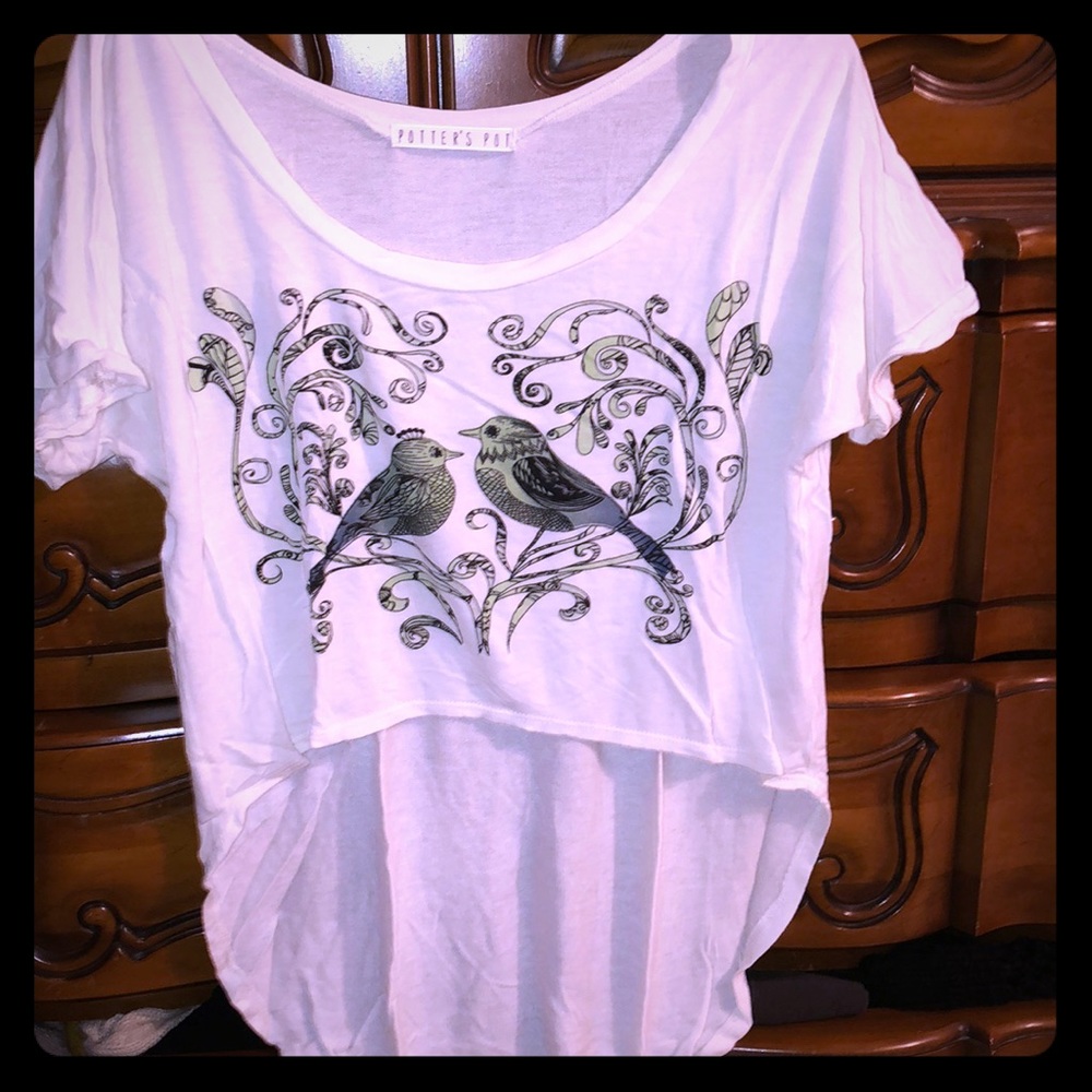 High low t-shirt.